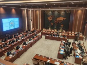 menlu-sugiono-rapat-bareng-komisi-i-dpr-30-juni-2025-dwidetikcom-1751255126358_43