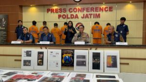 grup-facebook-gay-tuban-lamongan-bojonegoro-1749802636624_169