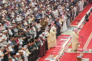 ketika-salat-berjamaah-kapan-makmum-membaca-alfatihah-rde