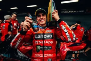 marc_marquez-Ho7B_large-3074094918