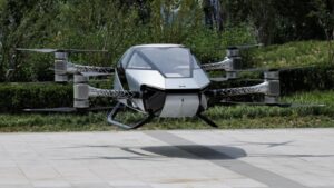 penampakan-mobil-terbang-xpeng-x2-mengudara-di-beijing_169