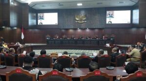 sidang-putusan-uu-pilkada-di-gedung-mk-4321