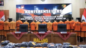 097549400_1758522687-IMG-20250922-0008