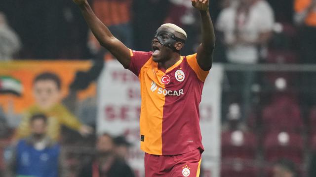 009642600_1759267238-victor_osimhen_selebrasi_galatasaray_liverpool_ap_francisco_seco