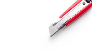 065952700_1761216264-pisau_cutter