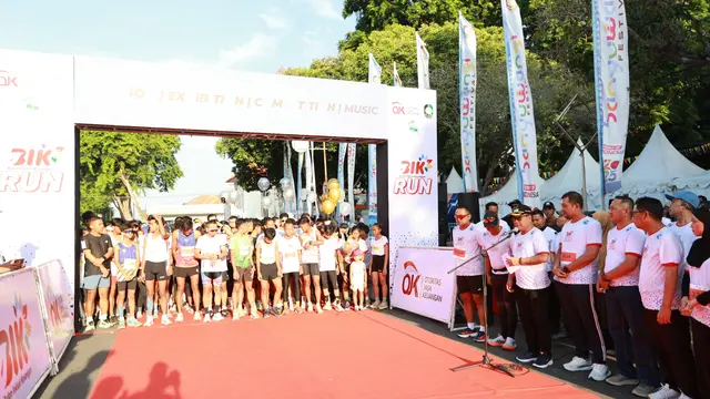 082293700_1760962452-Materi_2__1_