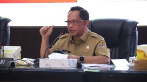 687f5de18f140-menteri-dalam-negeri-mendagri-muhammad-tito-karnavian_1265_711