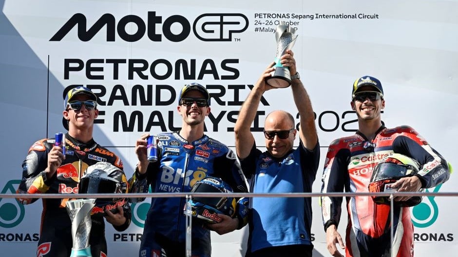 68fde9d998545-alex-marquez-di-podium-juara-motogp-malaysia-2025