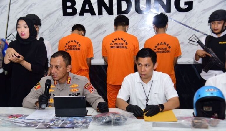 Kapolrestabes_Bandung_Kombes_Budi_1_d5026c9496