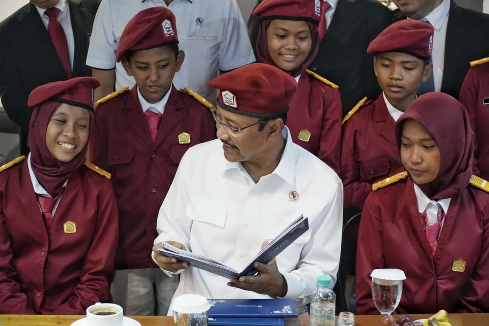 large_Whats_App_Image_2025_10_28_at_19_25_35_3b2dd83dfc