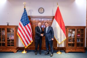 luhut-bahas-penguatan-kerja-sama-ekonomi-dan-investasi-indonesia-as-di-washington-dc-10102025-140920