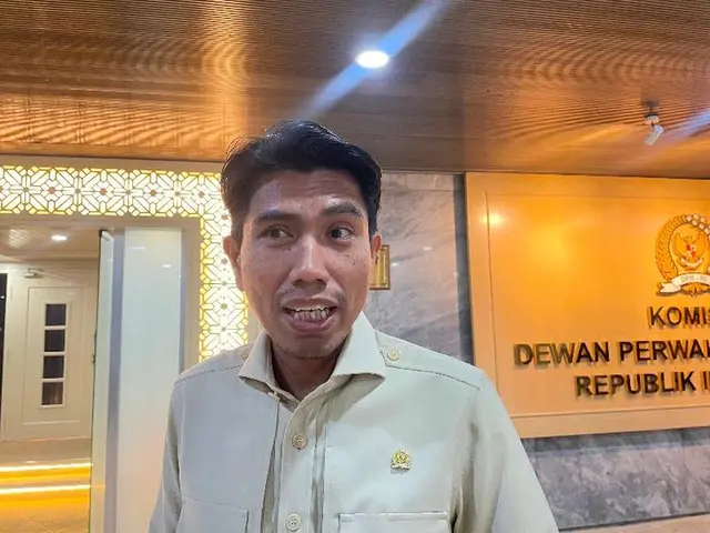 medium_Bahtar_Bonang_Komisi_II_DPR_55eca00c00