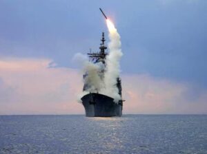 rudal-tomahawk-diluncurkan-dari-kapal-perang-as-1760327818337_43