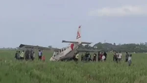 029847300_1763718511-pesawat_jatuh_karawang