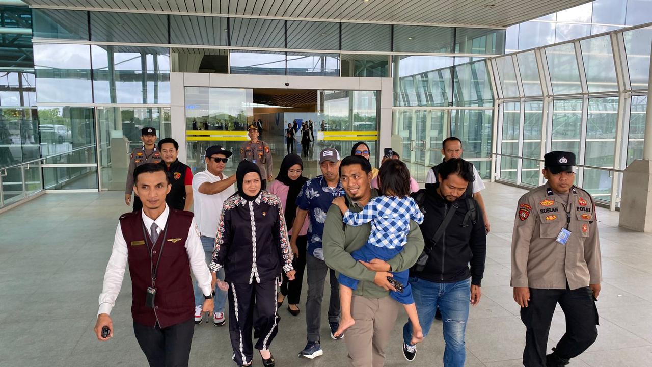 049472900_1762754912-bocah_Bilqis_bersama_keluarganya