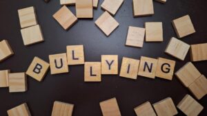 092192700_1712042261-bullying