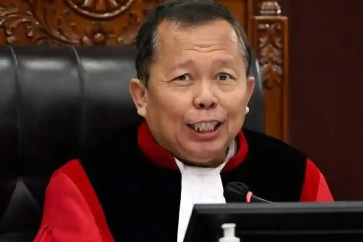 Arsul-Sani-Hakim-Konstitusi-tetap-mengikuti-persidangan