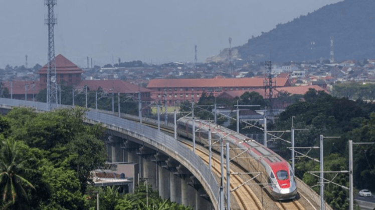 Screenshot_2025_10_29_at_00_32_37_PDIP_Soal_Polemik_Whoosh_Bu_Mega_Sudah_Ingatkan_Sejak_2015_36ef5a532f