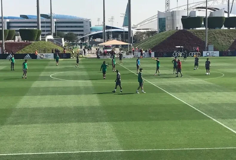 kaget-piala-dunia-u17-2025-digelar-di-lapangan-latihan-nova-arianto-kirain-stadion-besar