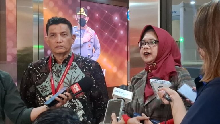 keluarga-diplomat-arya-daru-ajukan-gelar-perkara-khusus-ke-bareskrim-polri-16102025-154920