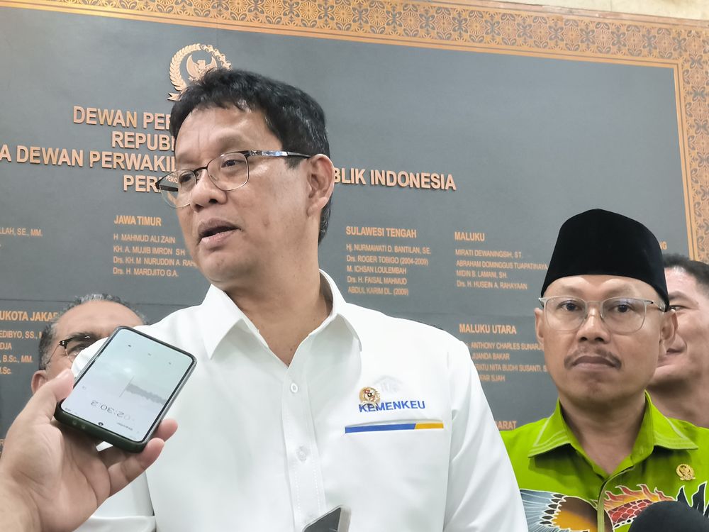 large_1000298454_e32f495478