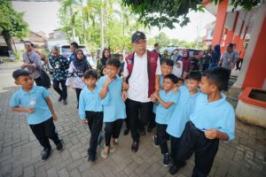 large_sekolah_rakyatt_05e020487f