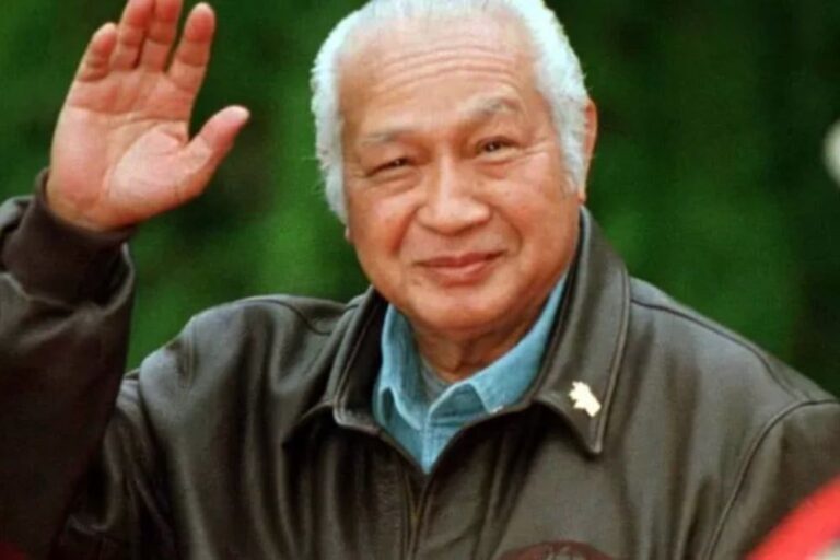 soeharto_1745399930_b6623c79c4