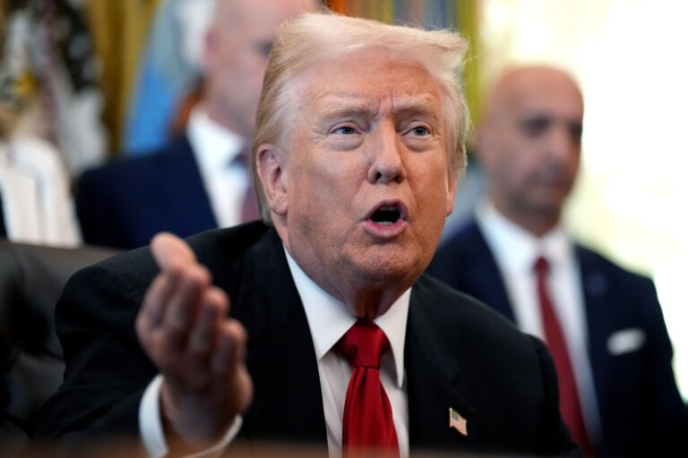 trump_KTT_G20_5d32c78d83