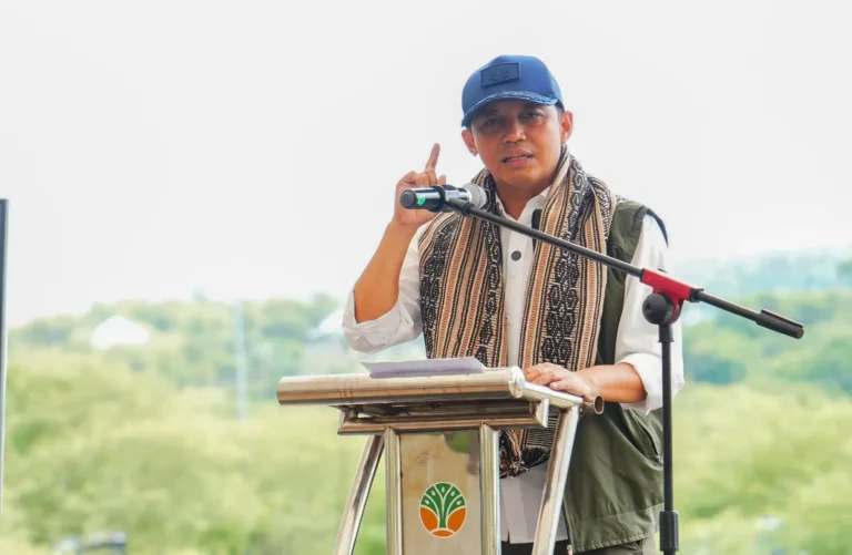 Menhut_Raja_Juli_173b0d996e