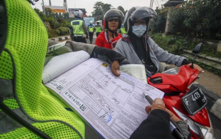 large_tilang_3a3c66f8fe